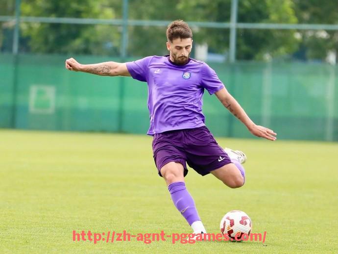 pg电子在线下载-CBA自由球员组成的足球队盘点